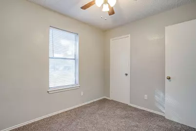 809 Springhill Drive, Burleson, TX 76028 - Photo 16