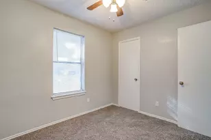 809 Springhill Dr, Burleson, TX 76028 - Photo 16