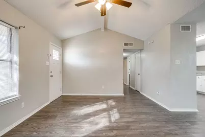 809 Springhill Drive, Burleson, TX 76028 - Photo 4