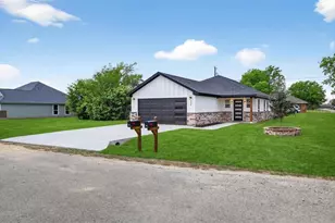 335 Flying Bridge, Gun Barrel City, TX 75156 - Photo 18