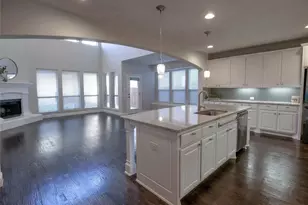 217 Warwick Blvd, Lewisville, TX 75056 - Photo 10