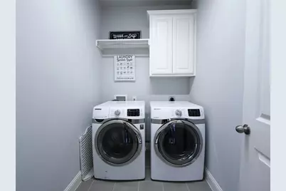 217 Warwick Boulevard, Lewisville, TX 75056 - Photo 16