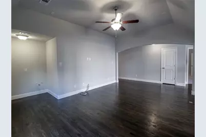 217 Warwick Boulevard, Lewisville, TX 75056 - Photo 22