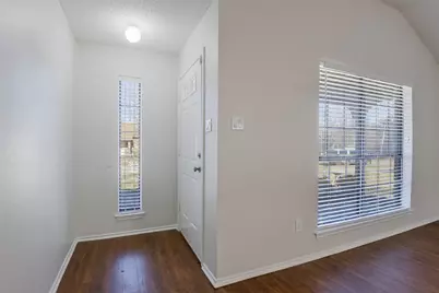 1610 Oxford Drive, Mansfield, TX 76063 - Photo 4