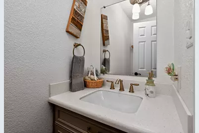 212 Edgewood Drive, Highland Village, TX 75077 - Photo 24