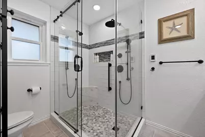 212 Edgewood Drive, Highland Village, TX 75077 - Photo 20