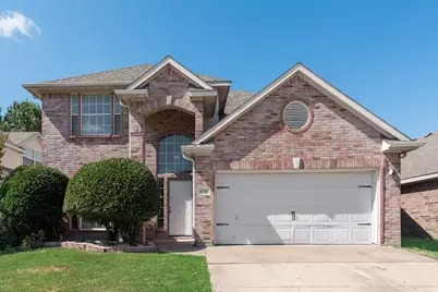 5702 Streamside Drive, Arlington, TX 76018 - Photo 4