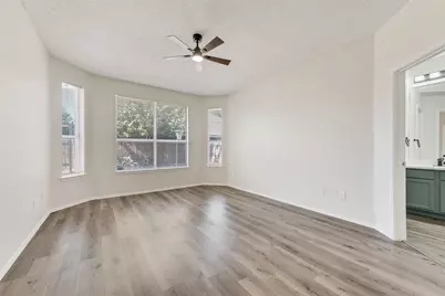 5702 Streamside Drive, Arlington, TX 76018 - Photo 18