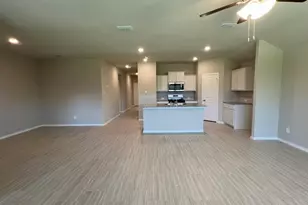 8409 Hollymead Ln, Fort Worth, TX 76131 - Photo 4