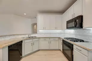 5525 Buckskin Dr, The Colony, TX 75056 - Photo 18