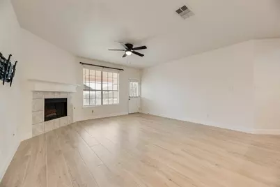 5525 Buckskin Drive, The Colony, TX 75056 - Photo 12