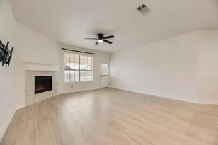 5525 Buckskin Dr, The Colony, TX 75056 - Photo 12