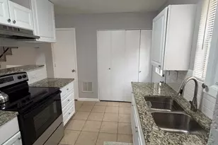 24 Abbey Rd, Euless, TX 76039 - Photo 16