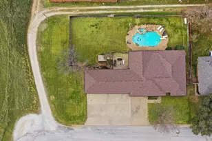 111 Mustang, Graham, TX 76450 - Photo 2