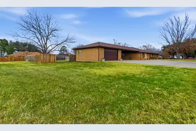 111 Mustang, Graham, TX 76450 - Photo 4