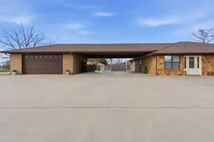 111 Mustang, Graham, TX 76450 - Photo 6