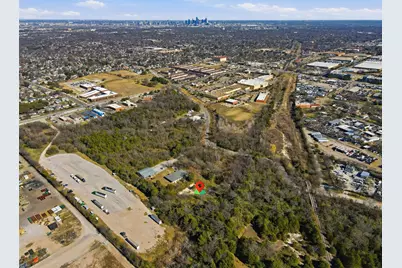 2809 Coombs Creek Drive, Dallas, TX 75211 - Photo 10