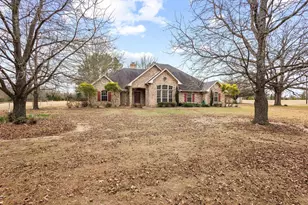 244 County Rd 45010, Powderly, TX 75473 - Photo 1