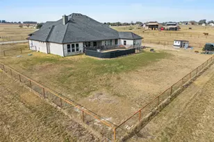 13688 Jackson Rd, Ponder, TX 76259 - Photo 20