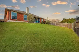 8908 Jill St, White Settlement, TX 76108 - Photo 26