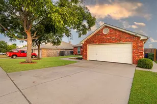 8908 Jill St, White Settlement, TX 76108 - Photo 22