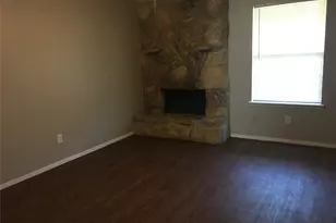 1409 Courtney Pl, Cleburne, TX 76033 - Photo 4