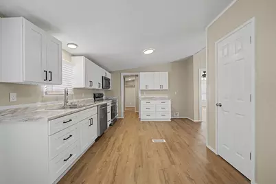 404 Kaci Jo Drive, Mabank, TX 75147 - Photo 8