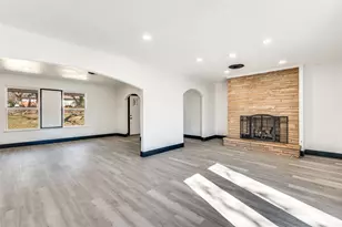 5824 Yolanda Dr, Fort Worth, TX 76112 - Photo 4