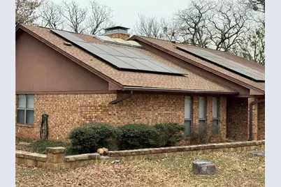 703 E Murco Drive, Mineral Wells, TX 76067 - Photo 4