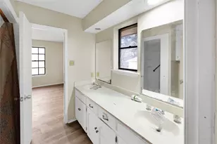 2185 Jana Ln, Burleson, TX 76028 - Photo 26