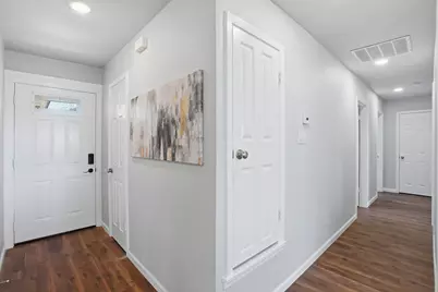 4804 Green Hollow Drive, Arlington, TX 76017 - Photo 6