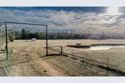 1120 La Acres, Athens, TX 75752 - Photo 1