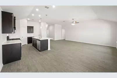 1908 Seminole Drive, Cleburne, TX 76033 - Photo 14