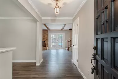 9922 Fieldcrest Drive, Dallas, TX 75238 - Photo 2