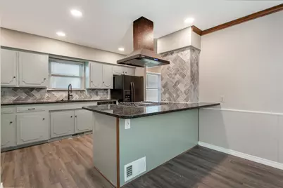 9922 Fieldcrest Drive, Dallas, TX 75238 - Photo 16