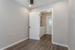 9922 Fieldcrest Dr, Dallas, TX 75238 - Photo 12