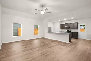 213 Southgate Dr, Terrell, TX 75160 - Photo 2