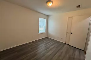 1237 N Knowles Dr, Saginaw, TX 76179 - Photo 8