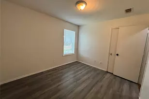 1237 N Knowles Dr, Saginaw, TX 76179 - Photo 8