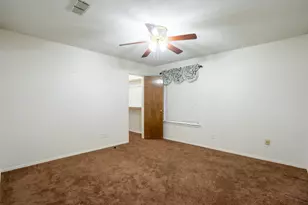 4217 W Pleasant Forest St, Arlington, TX 76015 - Photo 28