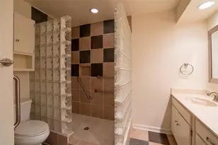 4217 W Pleasant Forest St, Arlington, TX 76015 - Photo 32