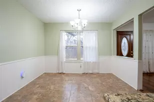 4217 W Pleasant Forest St, Arlington, TX 76015 - Photo 16