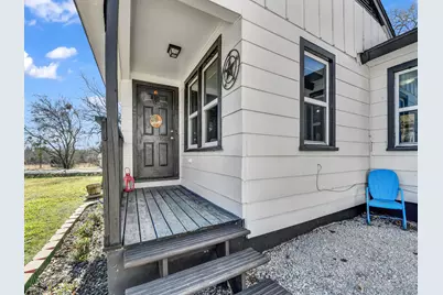 309 N Cedar Street, Springtown, TX 76082 - Photo 2