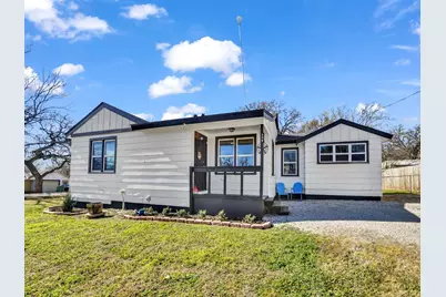 309 N Cedar Street, Springtown, TX 76082 - Photo 1