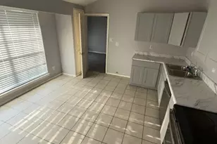 423 Vincent St, Cedar Hill, TX 75104 - Photo 12