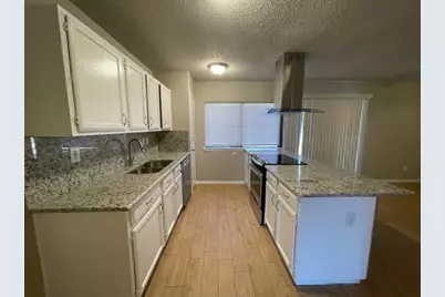 6521 Blackberry Drive, Arlington, TX 76016 - Photo 6