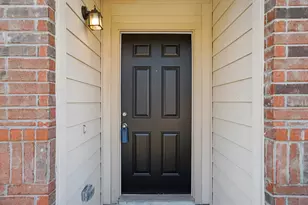 4933 Parkrise Dr, Fort Worth, TX 76179 - Photo 4