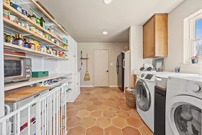 319 S Jackson Avenue, Justin, TX 76247 - Photo 18