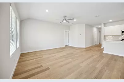 5708 Rushing River Way, McKinney, TX 75071 - Photo 10