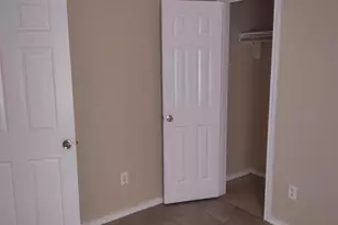 2432 E Timberview Ln, Arlington, TX 76014 - Photo 8